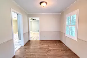 321 20th Ave N, Texas City, TX 77590 - Photo 12