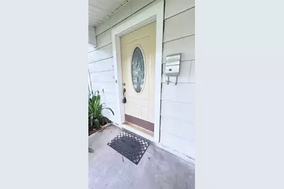 321 20th Avenue N, Texas City, TX 77590 - Photo 6