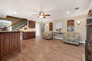 2218 Cherry Ln, Pasadena, TX 77502 - Photo 12