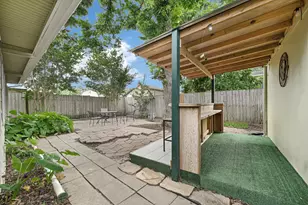 2218 Cherry Ln, Pasadena, TX 77502 - Photo 4