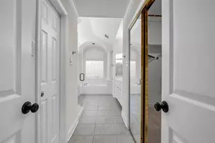 27 Rockledge Dr, The Woodlands, TX 77382 - Photo 22