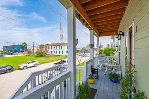 2723 Postoffice, Galveston, TX 77550 - Photo 6