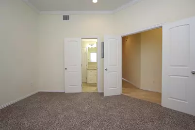 2701 Helena Street #202, Houston, TX 77006 - Photo 8