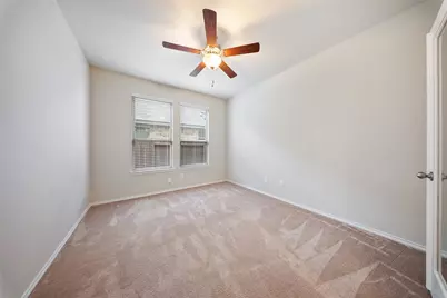 5031 Chestnut Orchard Drive, Houston, TX 77066 - Photo 10