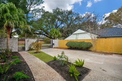 2515 Briarpark Drive, Houston, TX 77042 - Photo 8