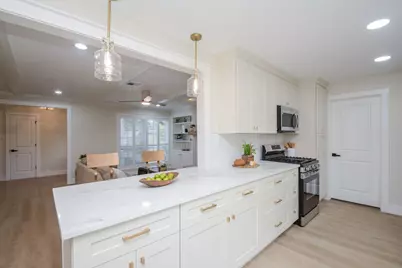 2515 Briarpark Drive, Houston, TX 77042 - Photo 12