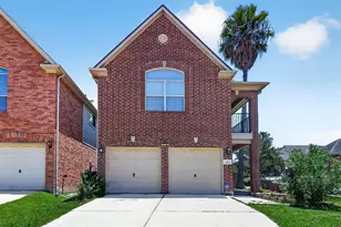 3655 Royal Royce Dr, Houston, TX 77042 - Photo 1