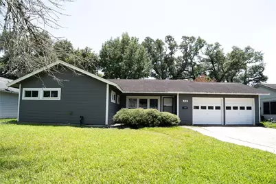316 Carnation Street, Lake Jackson, TX 77566 - Photo 1