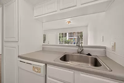 5343 Richmond Avenue #4, Houston, TX 77056 - Photo 12
