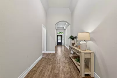 29215 Bentford Manor Court, Katy, TX 77494 - Photo 4