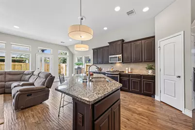 29215 Bentford Manor Court, Katy, TX 77494 - Photo 18