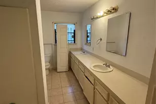 5651 Lyndhurst Dr, Houston, TX 77033 - Photo 20