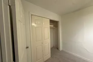 5651 Lyndhurst Dr, Houston, TX 77033 - Photo 10