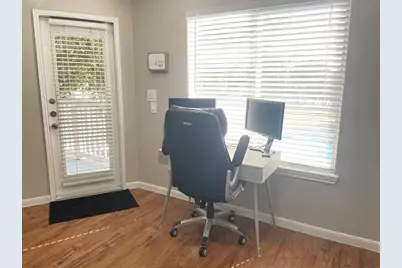 521 Southwest Parkway #204, College Station, TX 77840 - Photo 12