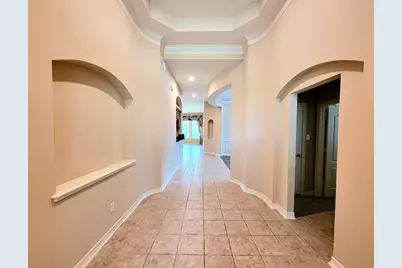 10327 Earlington Manor Drive, Spring, TX 77379 - Photo 2