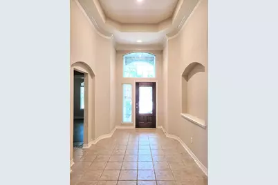 10327 Earlington Manor Drive, Spring, TX 77379 - Photo 4