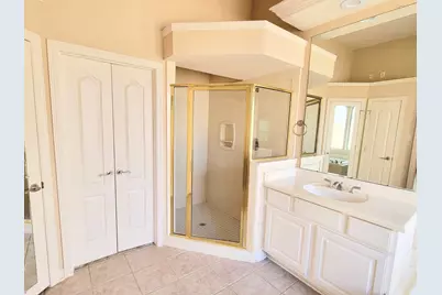 10327 Earlington Manor Drive, Spring, TX 77379 - Photo 20