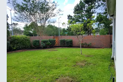 10327 Earlington Manor Drive, Spring, TX 77379 - Photo 34