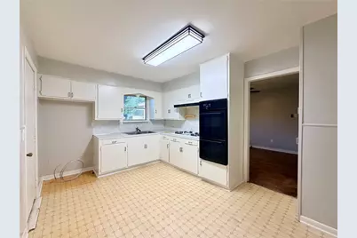 3723 Beaumont Avenue, Liberty, TX 77575 - Photo 4