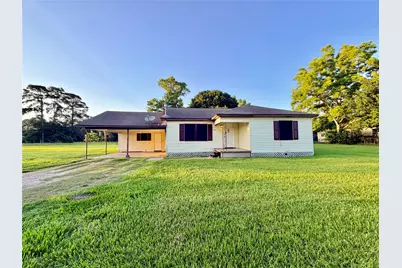 3723 Beaumont Avenue, Liberty, TX 77575 - Photo 2
