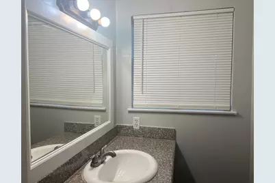 6742 Indian Lake Drive, Houston, TX 77489 - Photo 26