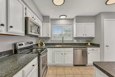 2503 Bisontine Street, Friendswood, TX 77546 - Photo 10