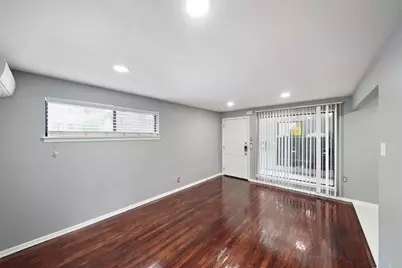 311 Hawthorne Street #1, Houston, TX 77006 - Photo 2