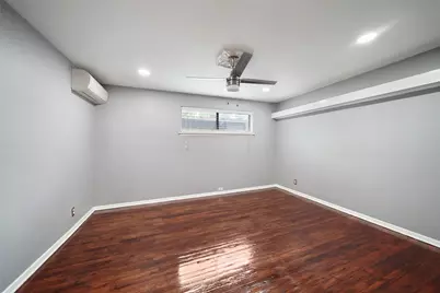 311 Hawthorne Street #1, Houston, TX 77006 - Photo 10