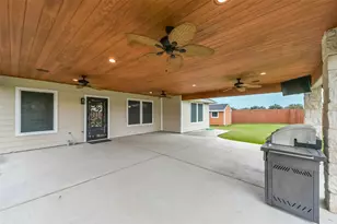 2102 Pickwick Pines Dr Ct, Humble, TX 77396 - Photo 38