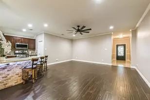 2102 Pickwick Pines Dr Ct, Humble, TX 77396 - Photo 10