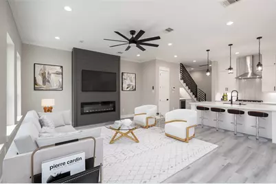 1016 E 32nd, Houston, TX 77022 - Photo 8