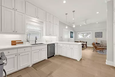 806 English Street, Houston, TX 77009 - Photo 12