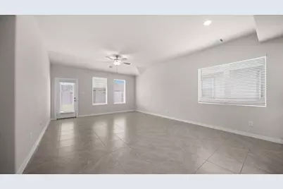 509 Brent Park Court, Conroe, TX 77316 - Photo 4