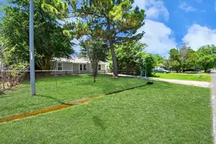 4914 Angleton St, Houston, TX 77033 - Photo 40