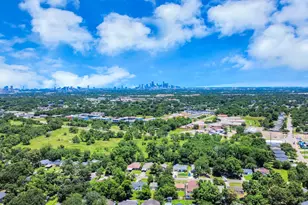 4914 Angleton St, Houston, TX 77033 - Photo 2