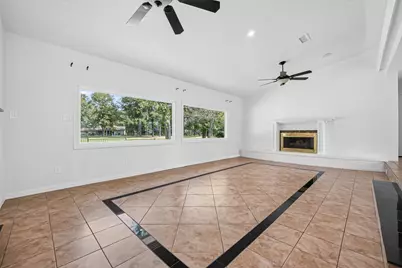 23 Winged Foot Drive, Conroe, TX 77304 - Photo 6