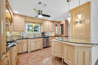 23 Winged Foot Drive, Conroe, TX 77304 - Photo 12