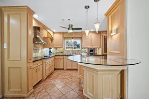 23 Winged Foot Dr, Conroe, TX 77304 - Photo 12
