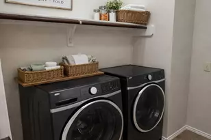 13705 Rainwater Dr, Pearland, TX 77584 - Photo 18