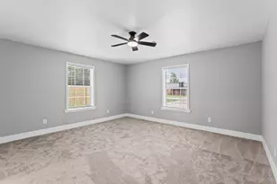 423 Masterson St, Arcola, TX 77583 - Photo 12