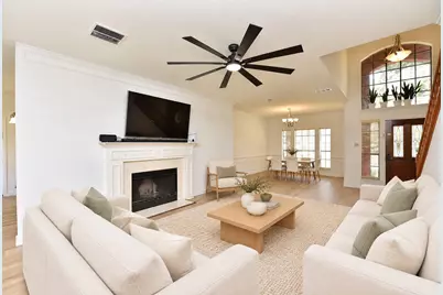 1110 Lake Estates Drive, Sugar Land, TX 77498 - Photo 10