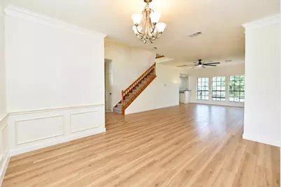 1110 Lake Estates Drive, Sugar Land, TX 77498 - Photo 6