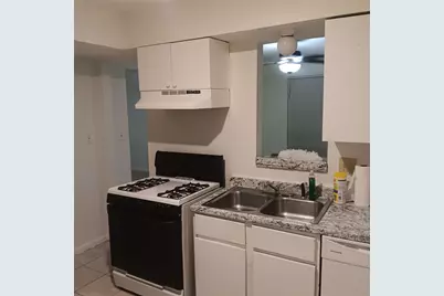 521 Ferguson Street #B2, Humble, TX 77338 - Photo 4