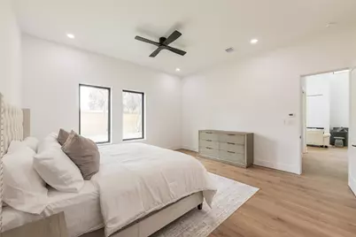 7006 Schiller Street, Houston, TX 77055 - Photo 16