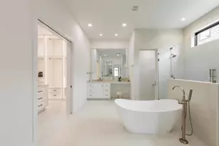 7006 Schiller St, Houston, TX 77055 - Photo 18