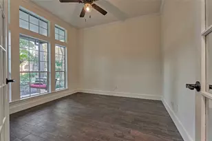 168 Bristol Bend Cir, The Woodlands, TX 77382 - Photo 10