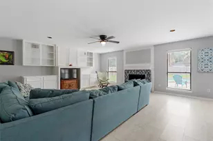 1402 Osborne Dr, Friendswood, TX 77546 - Photo 12