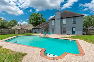 1402 Osborne Dr, Friendswood, TX 77546 - Photo 2