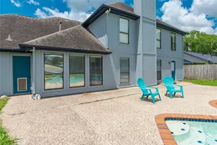 1402 Osborne Dr, Friendswood, TX 77546 - Photo 28