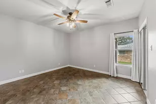 501 Cherry Hills Dr, Huntsville, TX 77340 - Photo 28